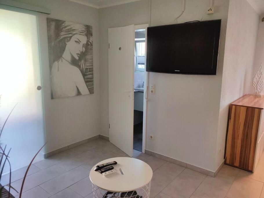 Wohnzimmer mit TV
